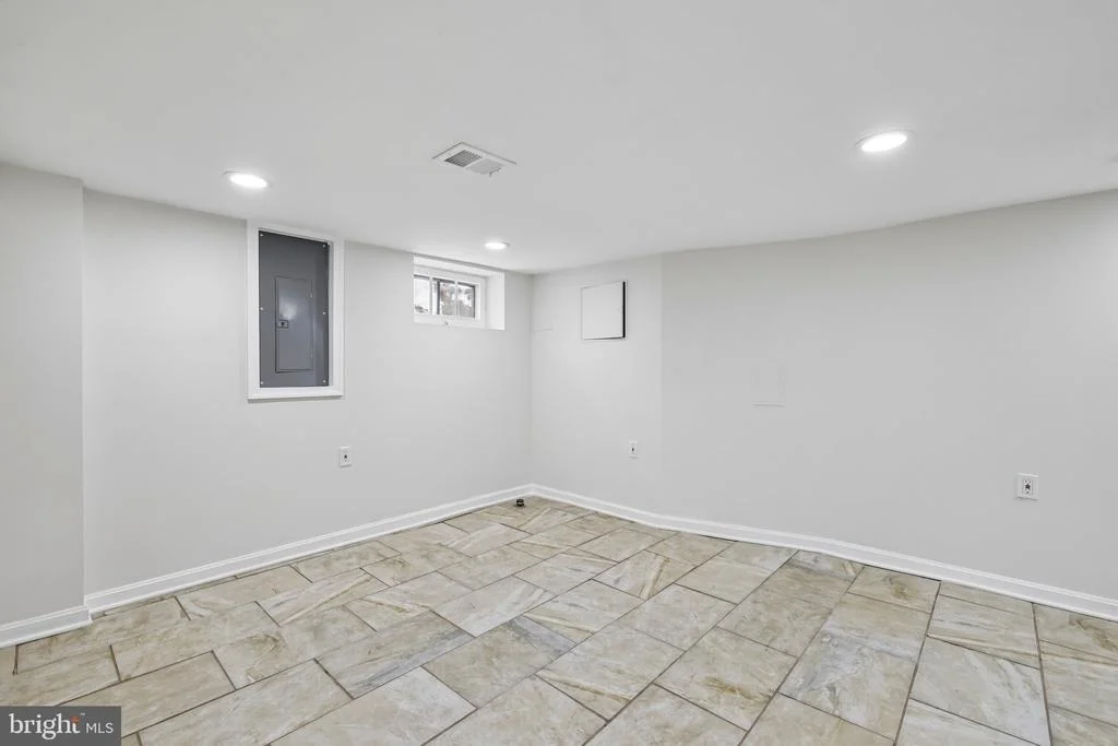 Photo of 3215 ROSALIE ROAD