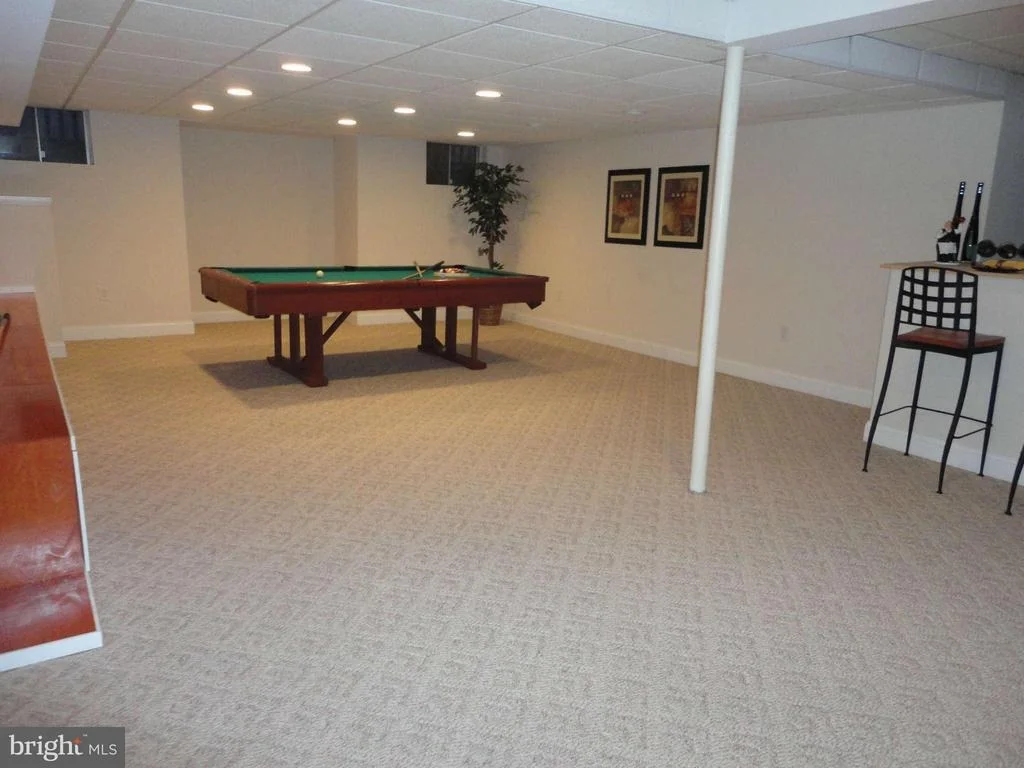 Photo of 21 LEATHERLEAF COURT