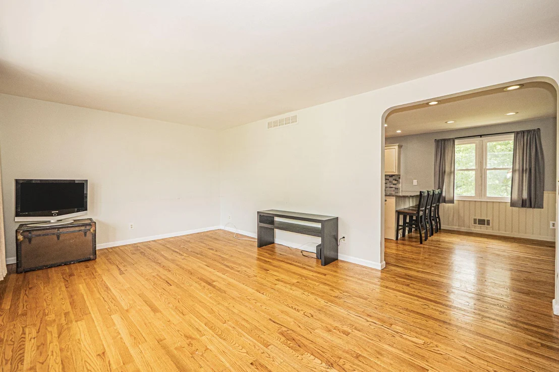 Photo of 9907 FORGE PARK ROAD