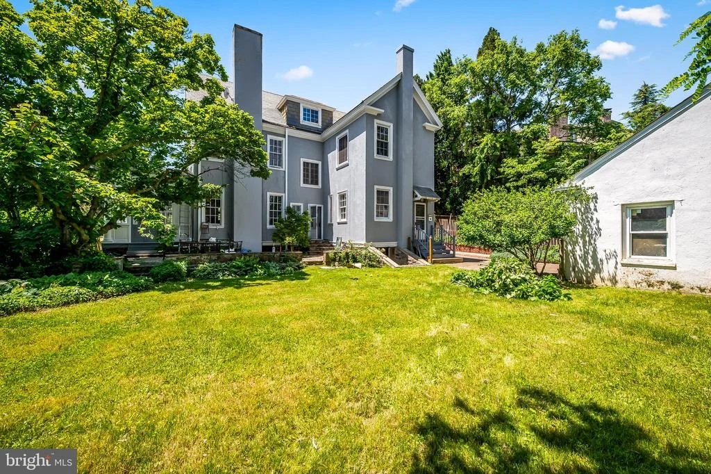 Photo of 4203 SOMERSET PLACE
