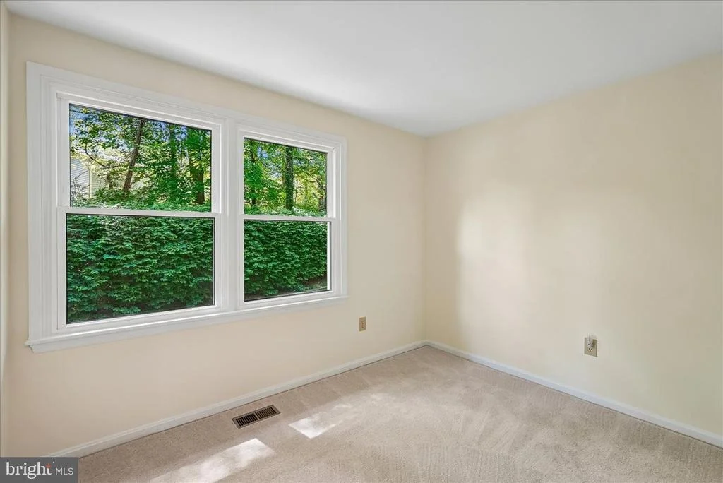 Photo of 10806 OLDFIELD DRIVE