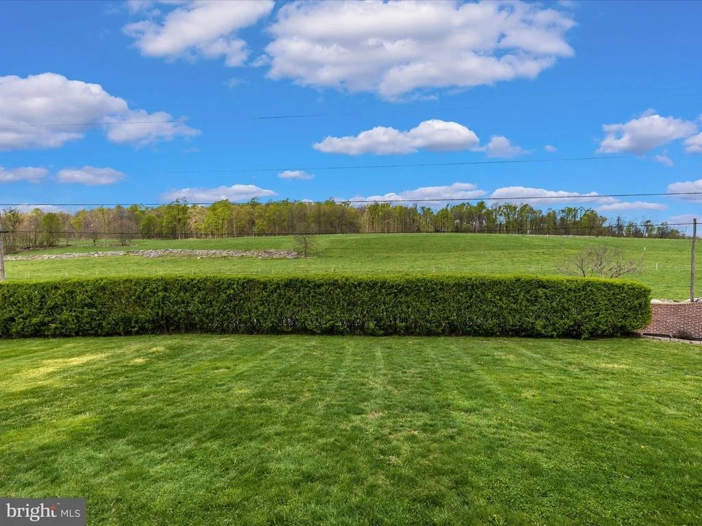 Photo of 11505 PLEASANT VALLEY ROAD