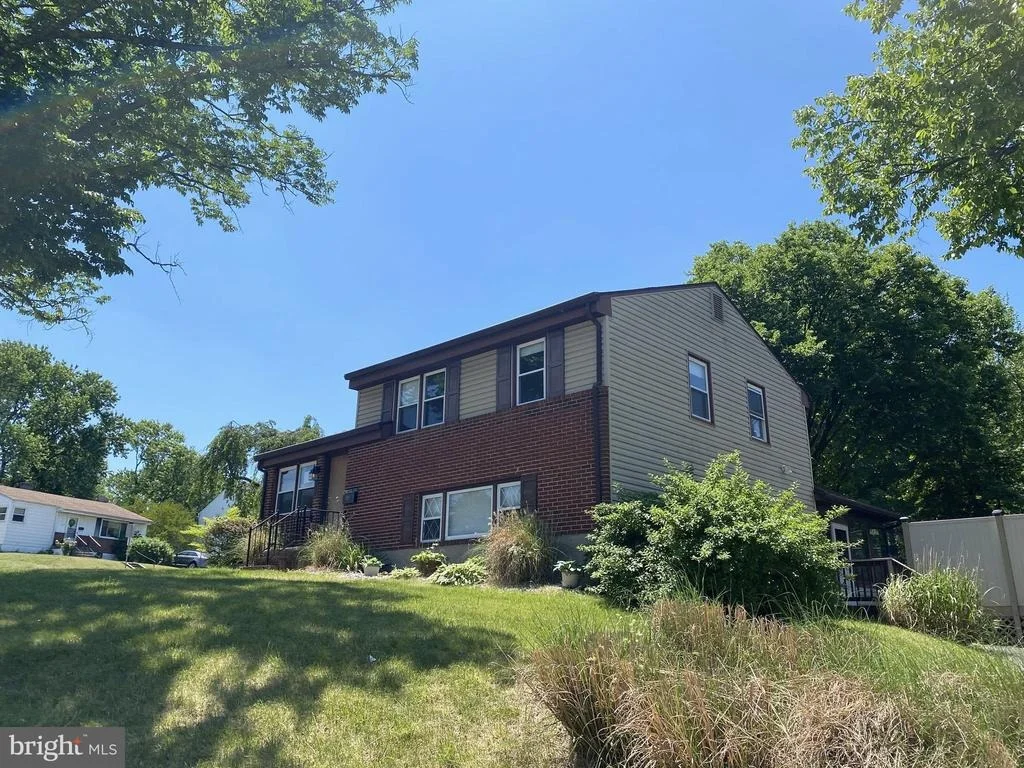 Photo of 320 ARDMORE ROAD