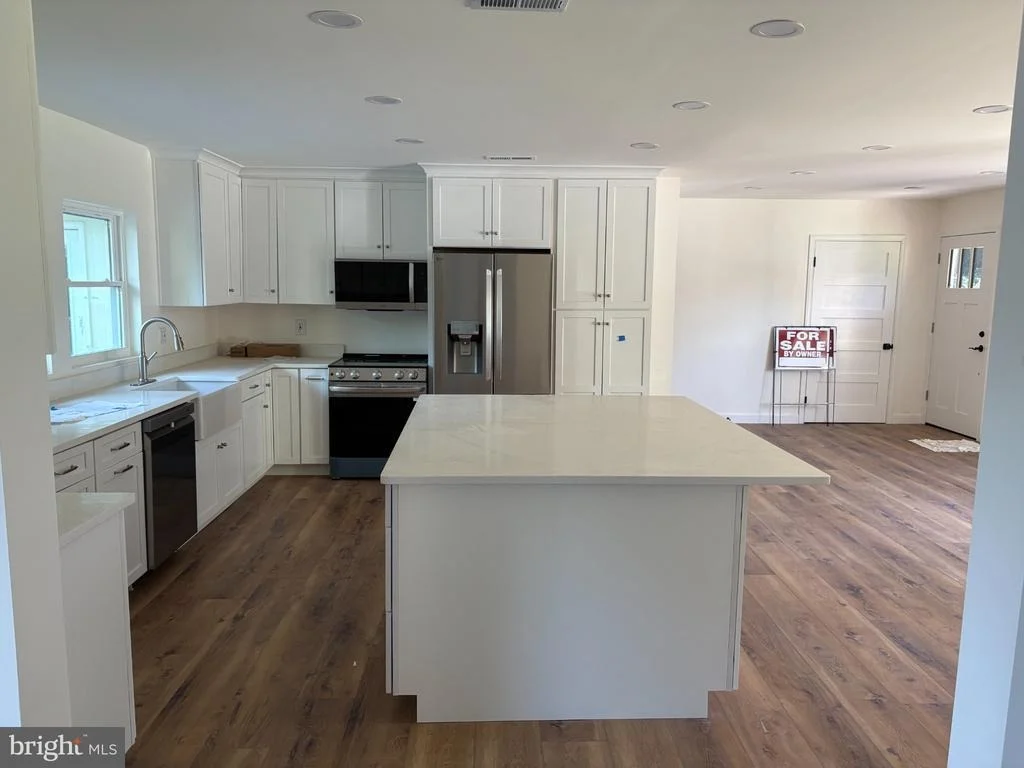 Photo of 700 MILLER ROAD