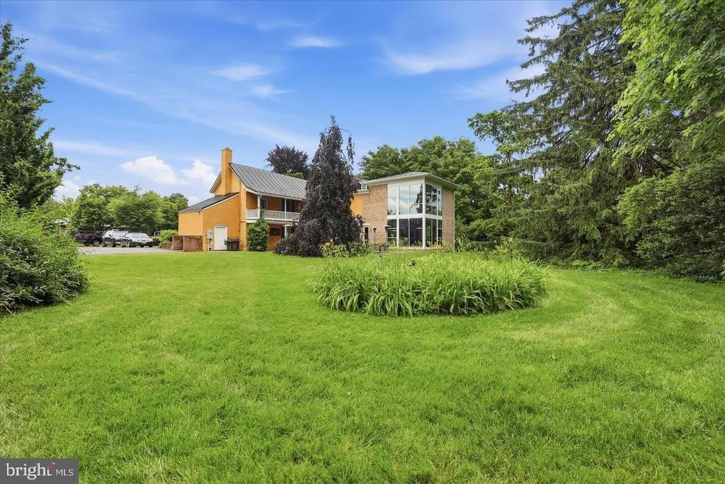 Photo of 800 CARROLL PARKWAY