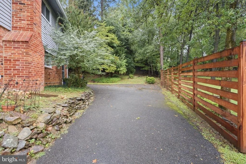 Photo of 700 CARTER ROAD