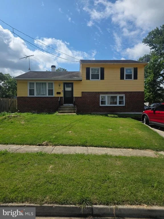 Photo of 7511 NEWBERRY LANE