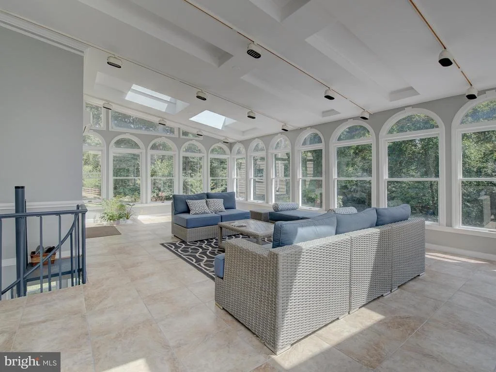 Photo of 11769 HOLLYVIEW DRIVE