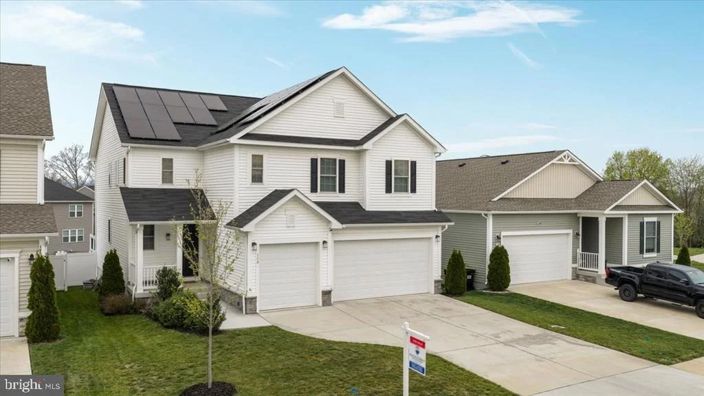 Photo of 108 NEVERMORE DRIVE