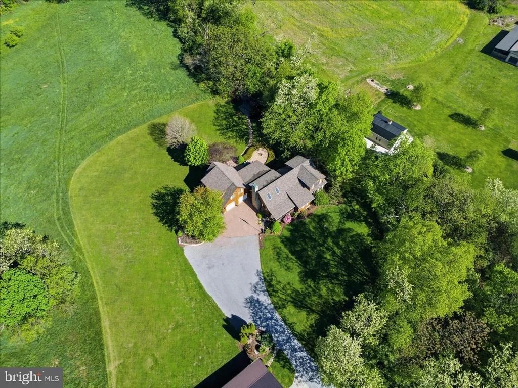 Photo of 14122 MERCERSBURG ROAD