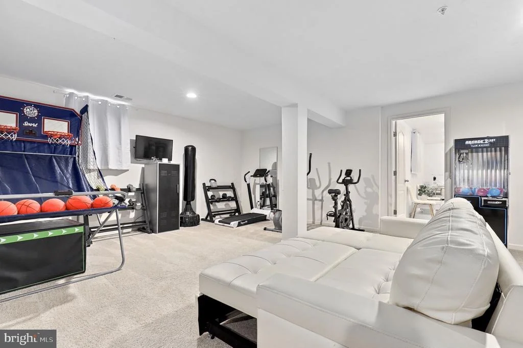 Photo of 18316 PETWORTH CIRCLE