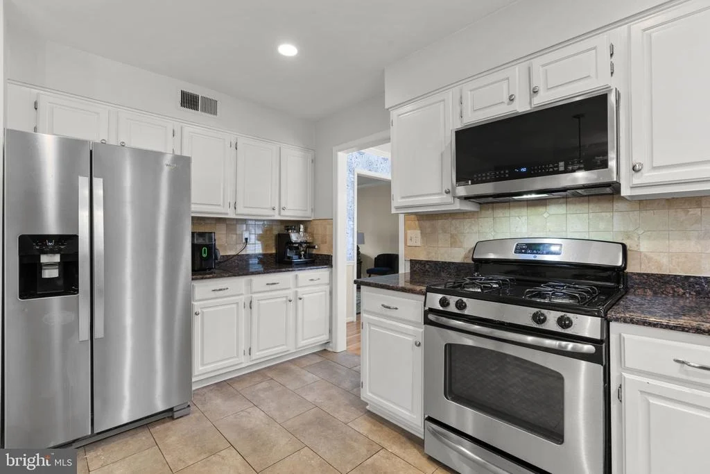 Photo of 4220 CHERRY VALLEY DRIVE