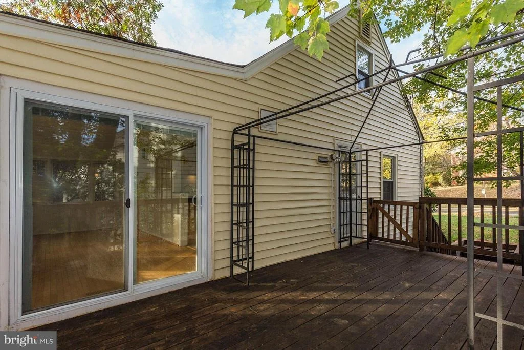 Photo of 3308 JONES BRIDGE ROAD