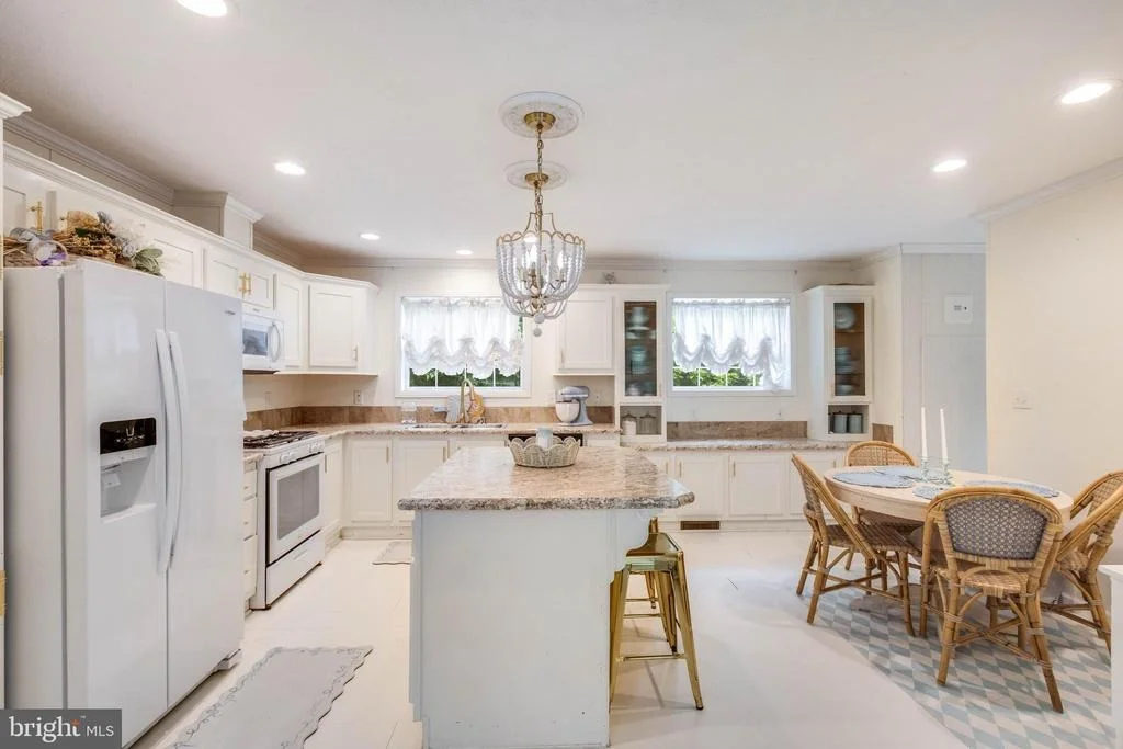 Photo of 25762 HOLLY VIEW DRIVE