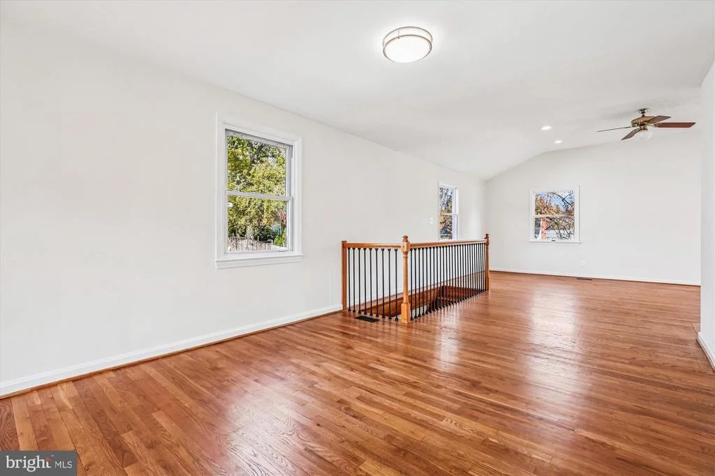 Photo of 11603 VEIRS MILL ROAD
