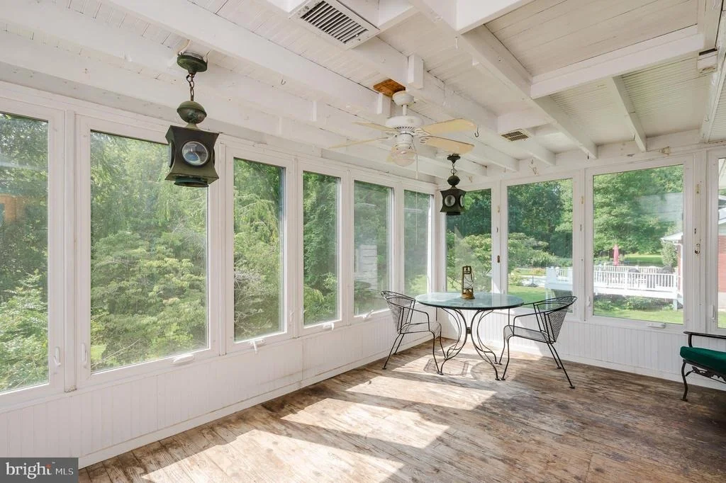 Photo of 1306 GRANDVIEW COURT
