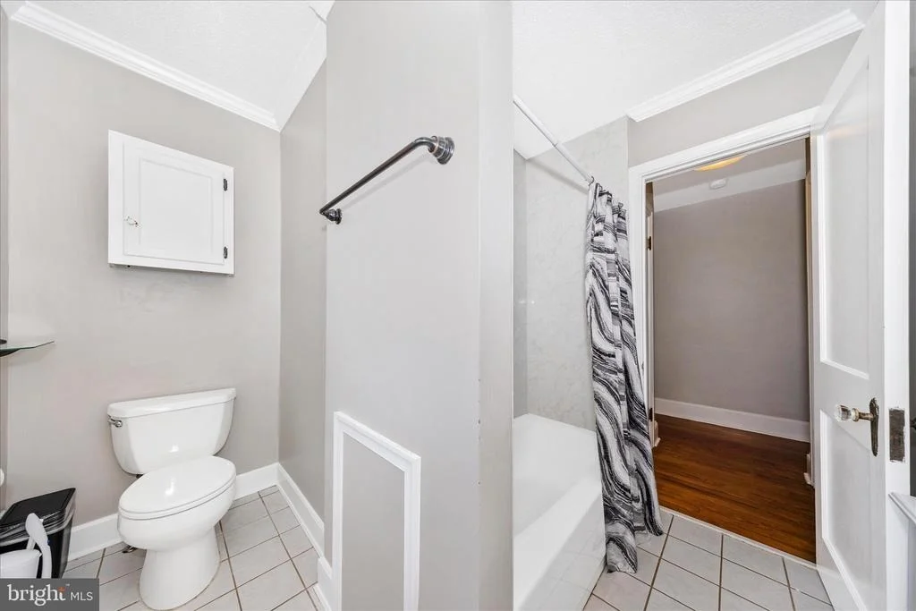 Photo of 209 MONROE AVENUE