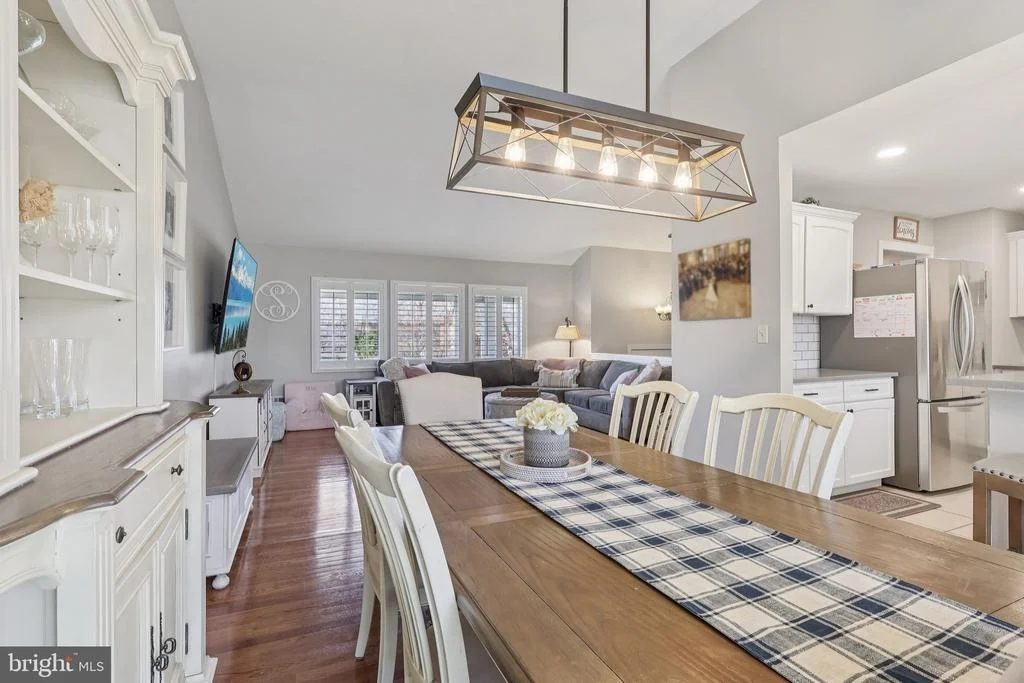 Photo of 6 RYDAL DRIVE