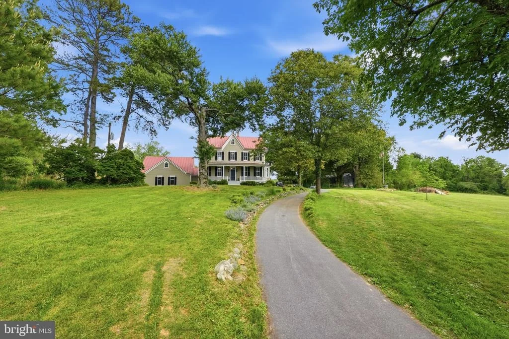 Photo of 15715 AVERY ROAD