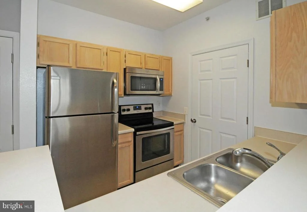 Photo of Unit 4415 at 1580 SPRING GATE DRIVE