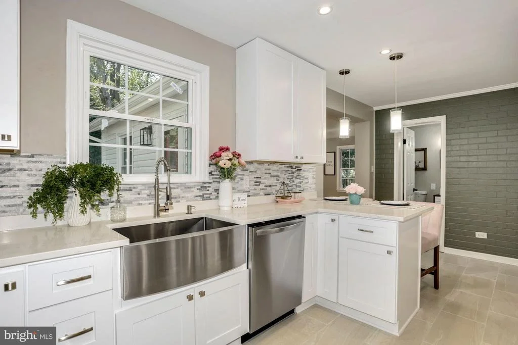 Photo of 6815 REYNARD DRIVE