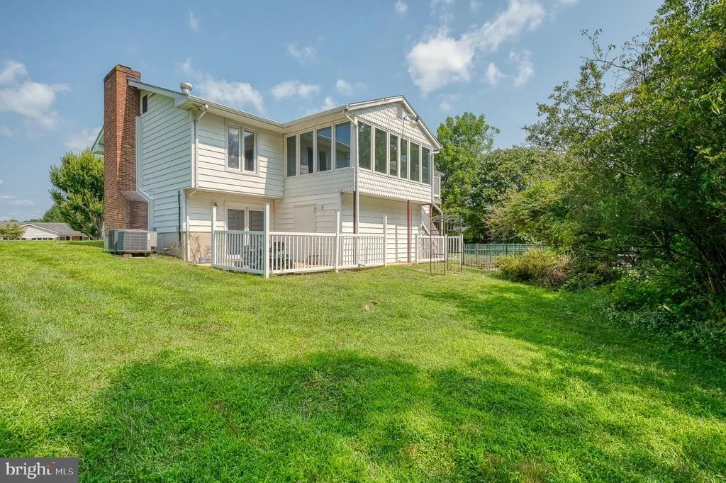Photo of 1306 GRANDVIEW COURT