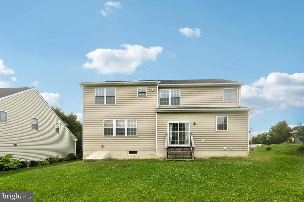 Photo of 551 HIDDEN STREAM COURT