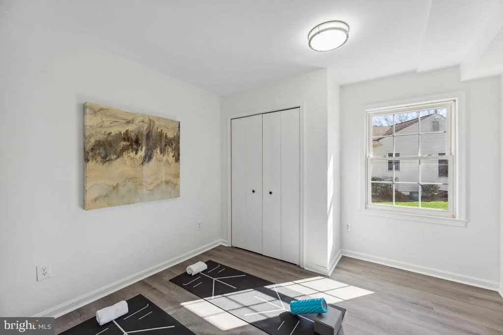 Photo of 9436 WALLINGFORD DRIVE