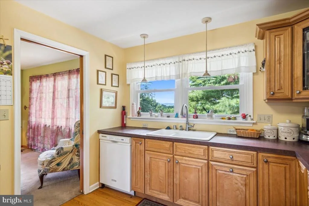 Photo of 6198 VIEWSITE COURT