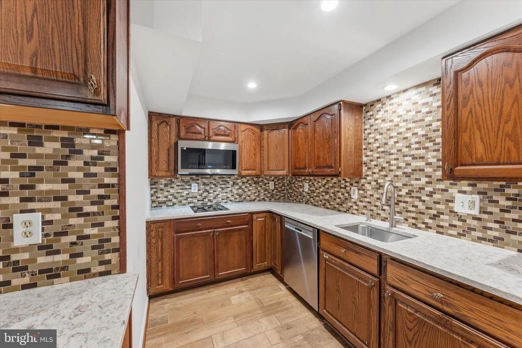 Photo of 15251 EAGLE TAVERN WAY