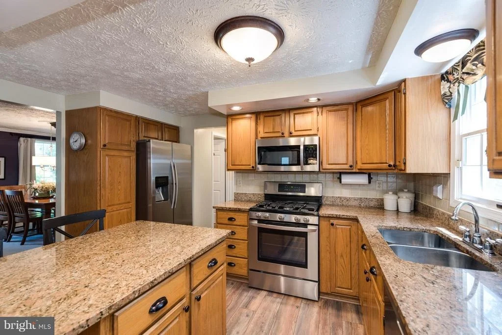 Photo of 4604 THORNHURST DRIVE