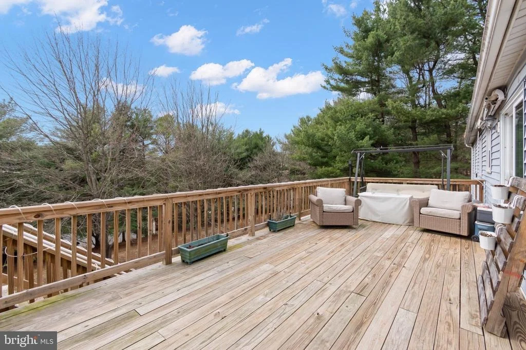 Photo of 3000 BREEZEWOOD LANE