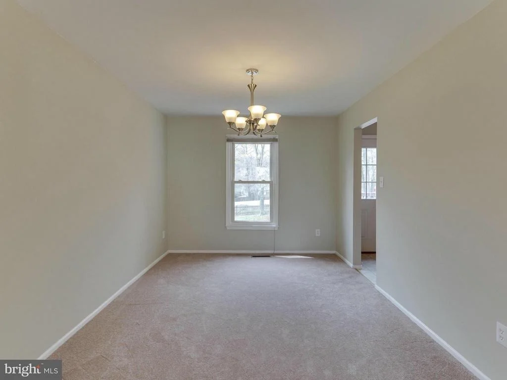 Photo of 5306 CROWN POINT ROAD