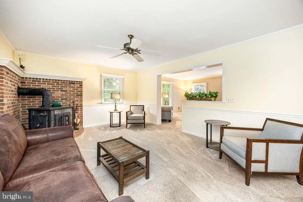 Photo of 8928 LYNCH DRIVE