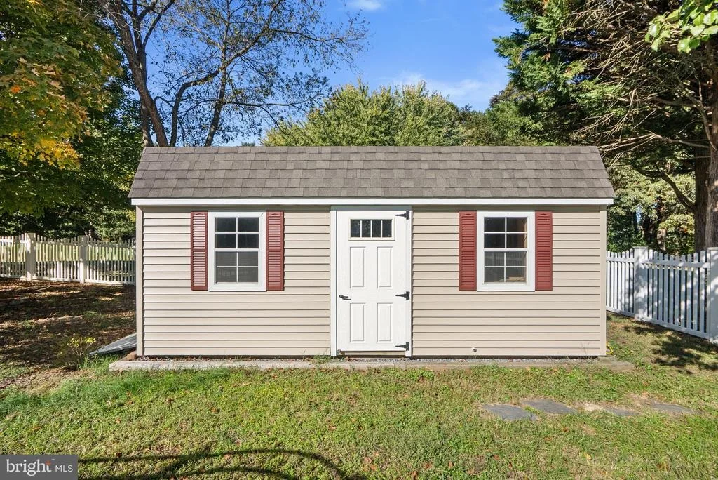 Photo of 7904 RED GLOBE COURT