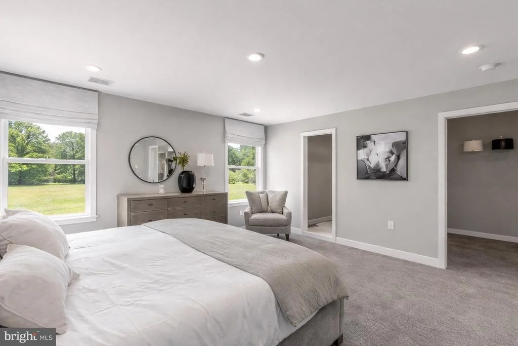 Photo of 527 TRIMBLE ROAD