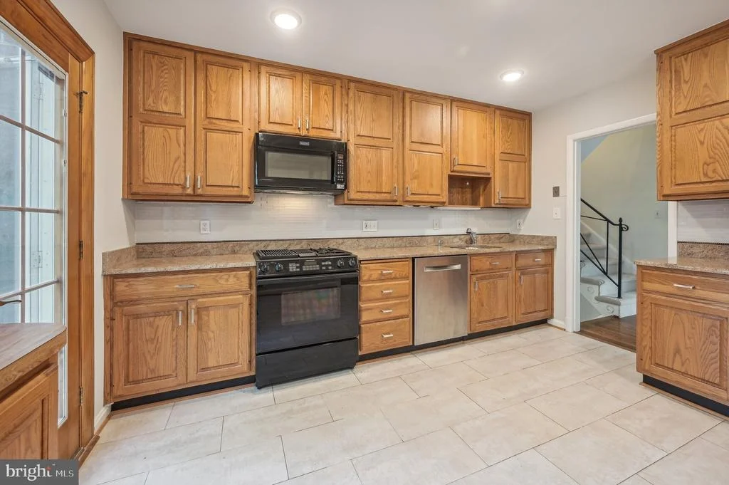 Photo of 9923 JULLIARD DRIVE