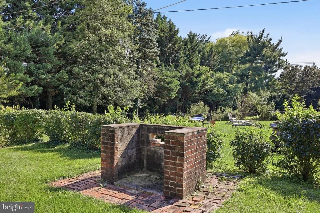Photo of 114 FAIRVIEW AVENUE