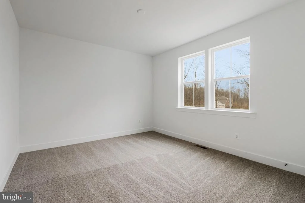 Photo of 2000 ARAM DRIVE