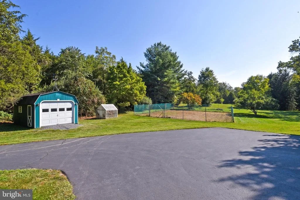 Photo of 3905 ALDIE ROAD