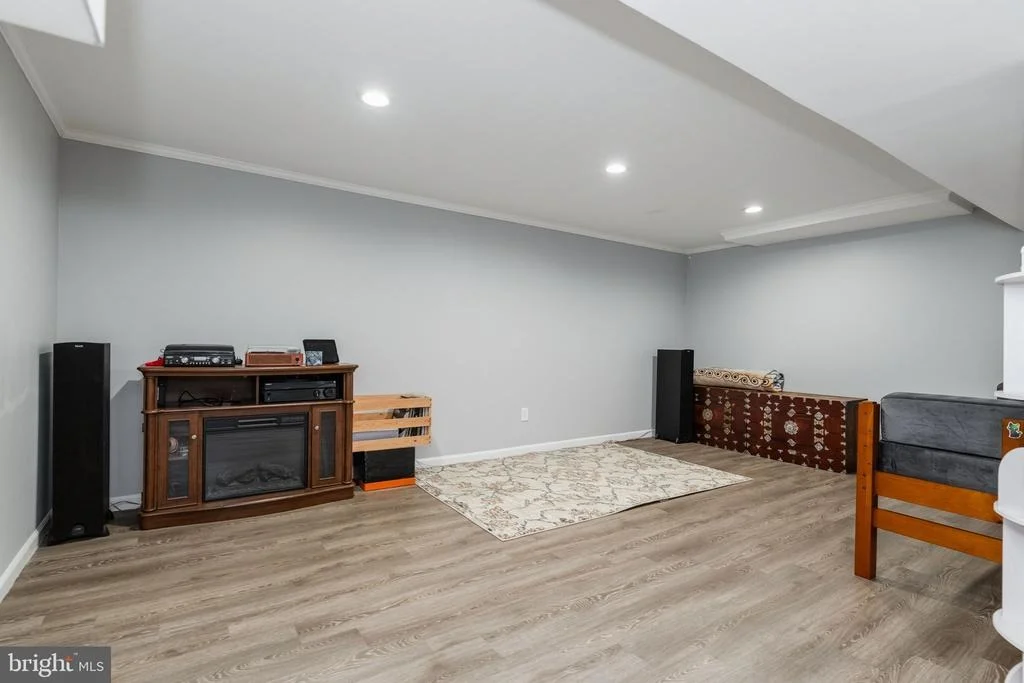 Photo of 15919 FAIRWAY DRIVE