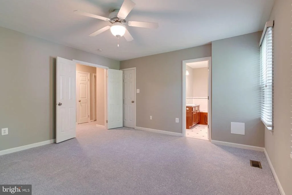 Photo of 7809 RED TULIP COURT