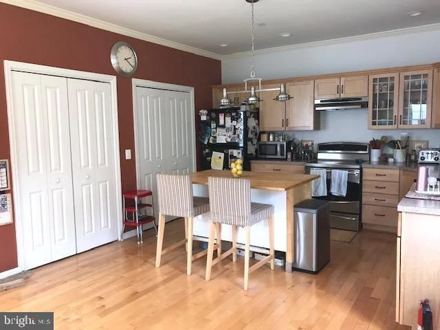 Photo of 2310 KANSAS AVENUE