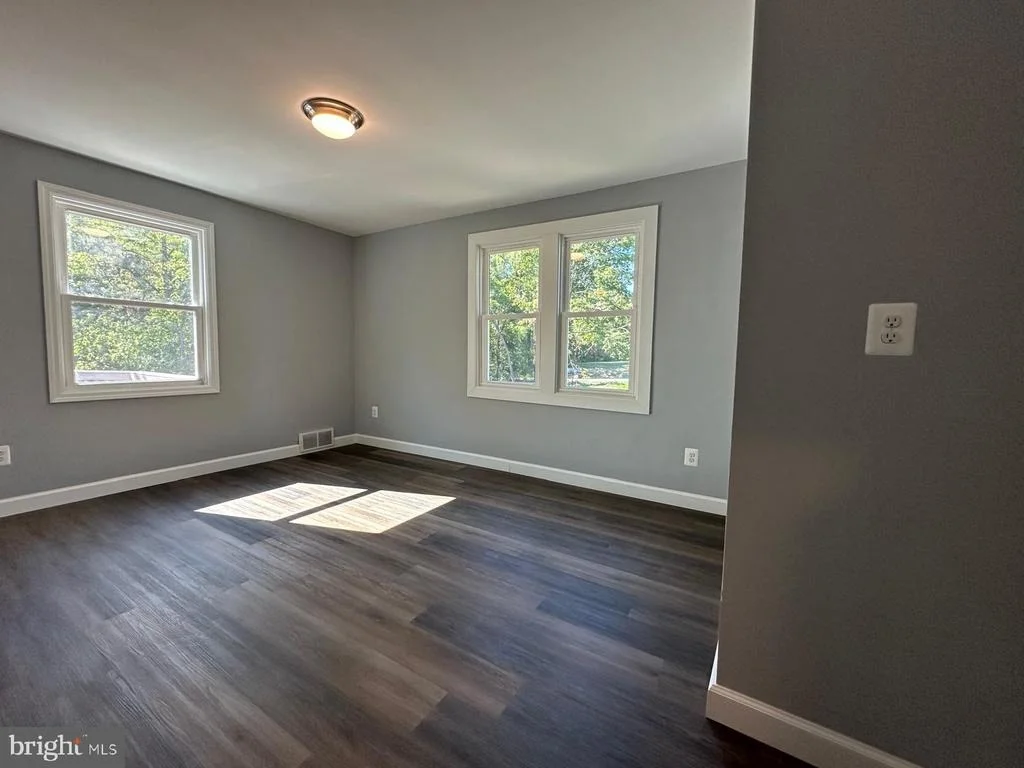 Photo of 2016 RIVERMONT DRIVE