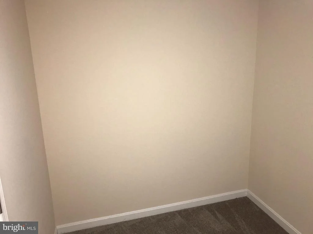 Photo of 6200 AUTH ROAD