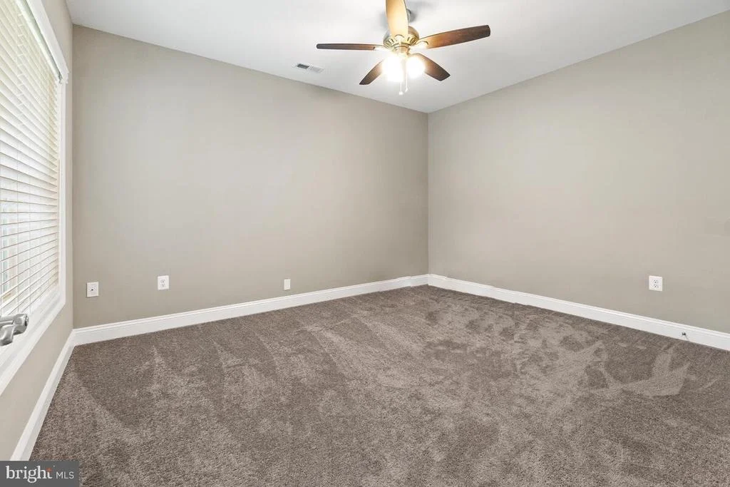 Photo of 8702 HAWBOTTOM ROAD