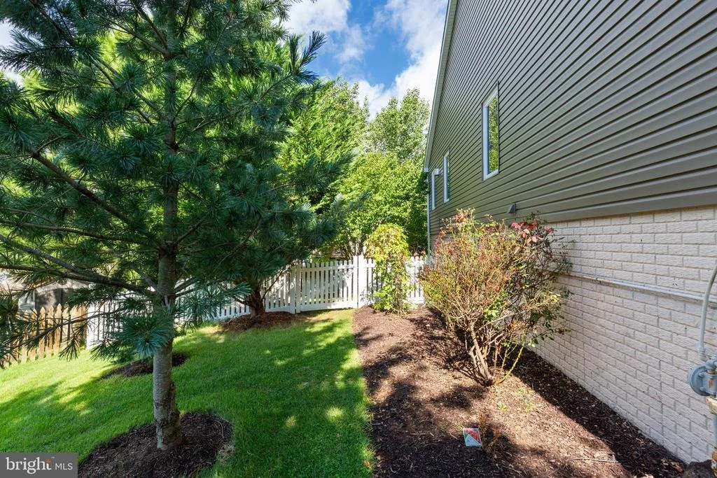 Photo of 566 RICH MAR STREET