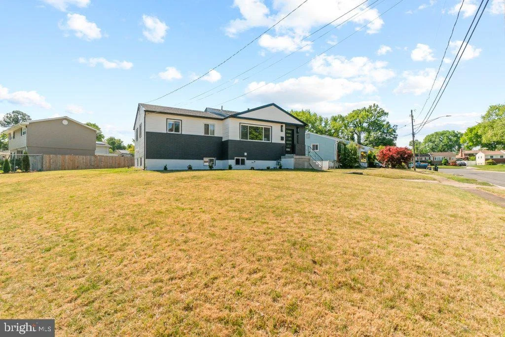 Photo of 3500 EDWARDS STREET