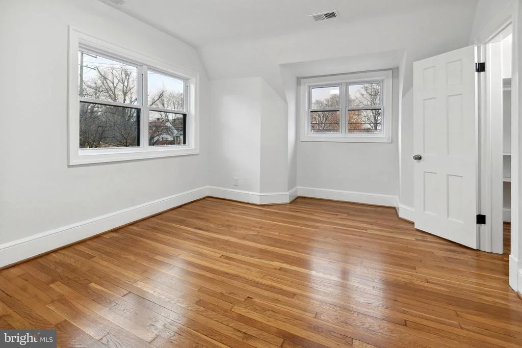 Photo of 9208 FLOWER AVENUE