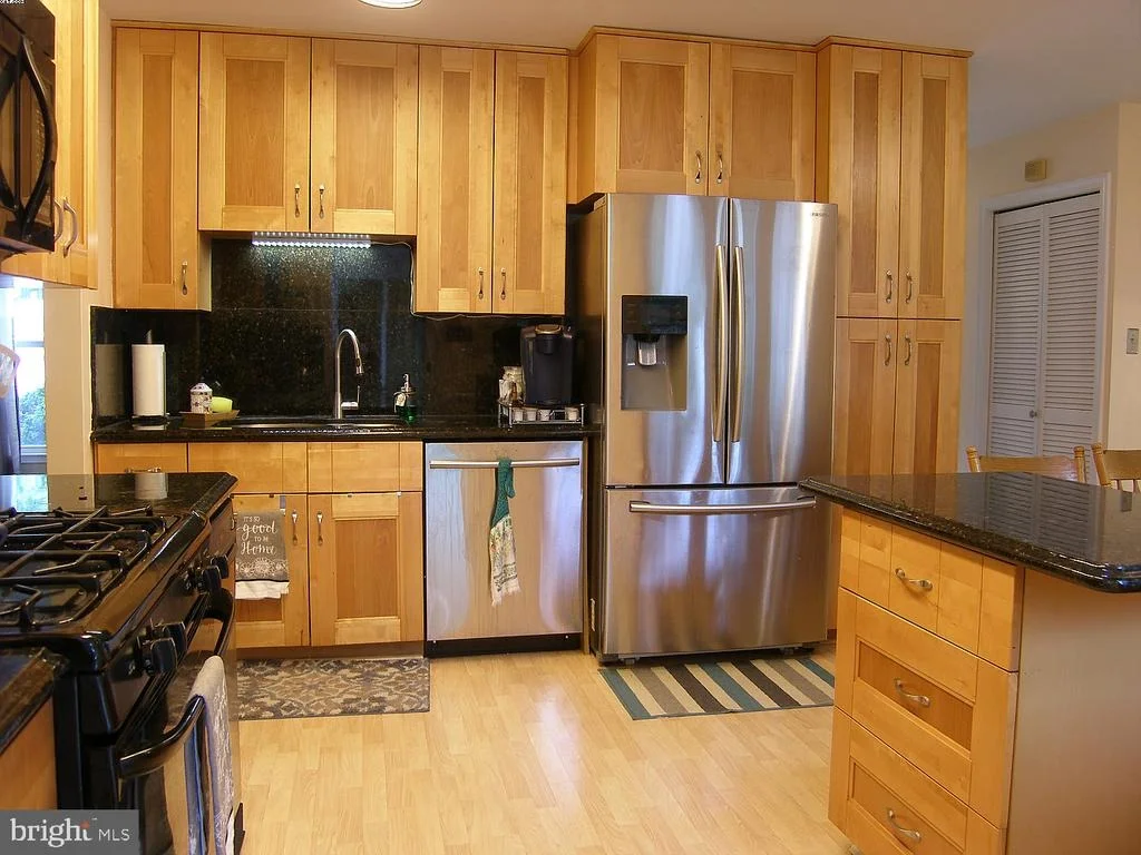 Photo of 1315 CANYON ROAD